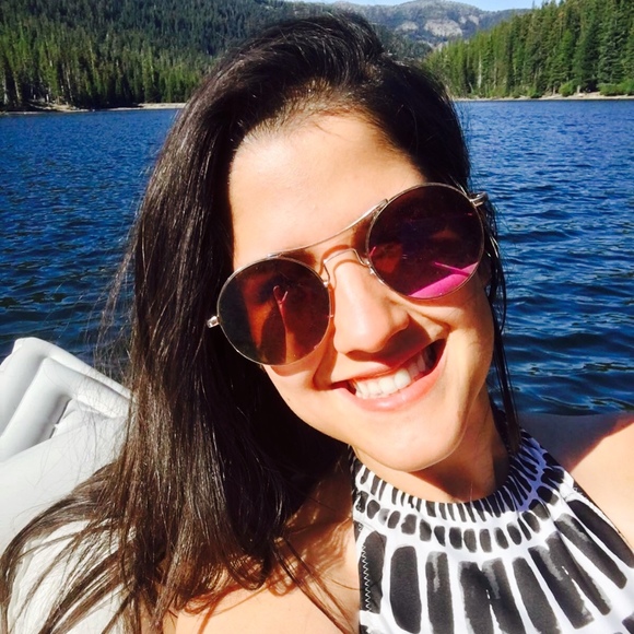 Meet your Posher, Joselin - Picture 1 of 1